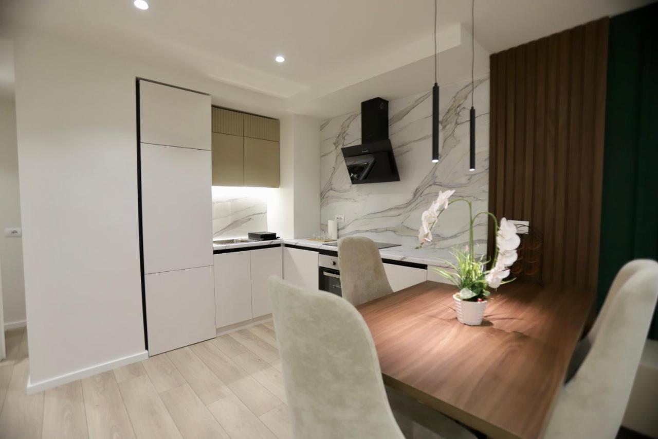 Apartmán La Grand - New Bazaar Tirana Exteriér fotografie