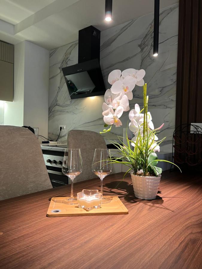 Apartmán La Grand - New Bazaar Tirana Exteriér fotografie